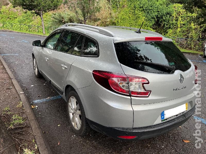 RENAULT MEGANE MEGANE III SPORT TOURER DIESEL Gasóleo