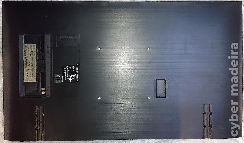 Smart TV 43" Q60B UltraHD 4K QLED - SAMSUNG LED 42' 3 entradas