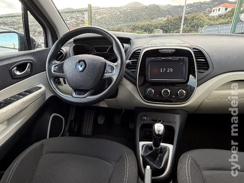 RENAULT CAPTUR ZEN 1.5Dci 90Cv Gasóleo