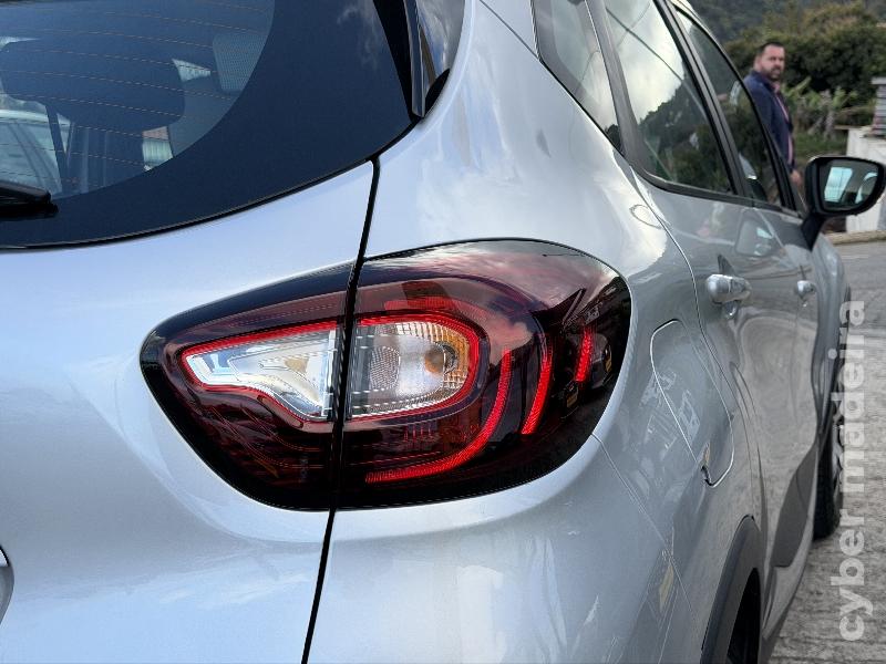 RENAULT CAPTUR ZEN 1.5Dci 90Cv Gasóleo