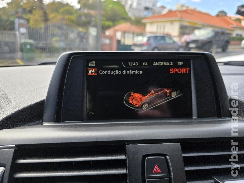 BMW Serie 1 116D EFFICIENT DYNAMICS Gasóleo