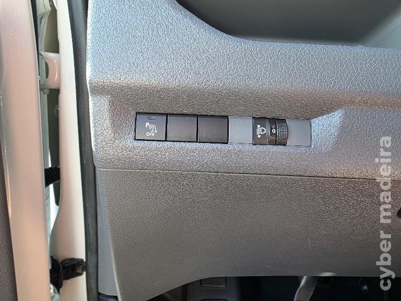 PEUGEOT EXPERT 2.0 BLUEHDI L3H1 130cv Gasóleo