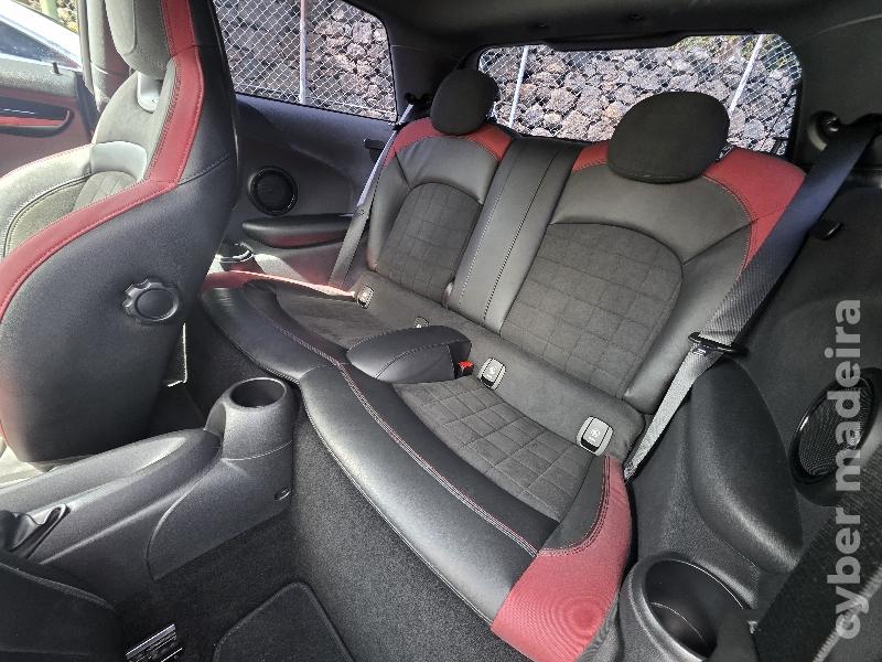 MINI MINI JOHN COOPER WORKS 231CV Gasolina