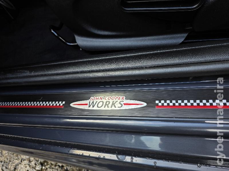 MINI MINI JOHN COOPER WORKS 231CV Gasolina