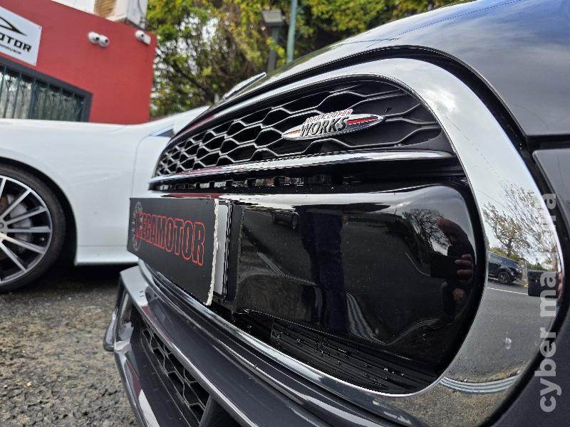 MINI MINI JOHN COOPER WORKS 231CV Gasolina