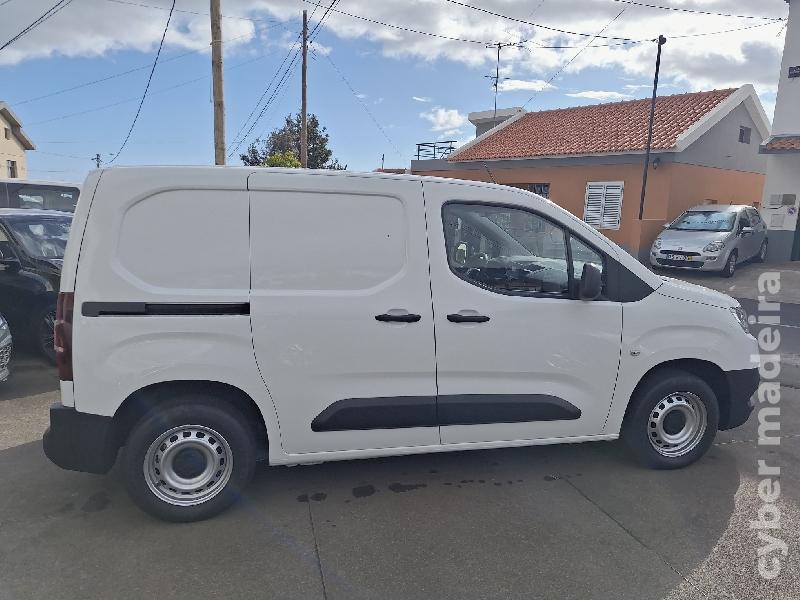 TOYOTA PROACE CITY Gasóleo