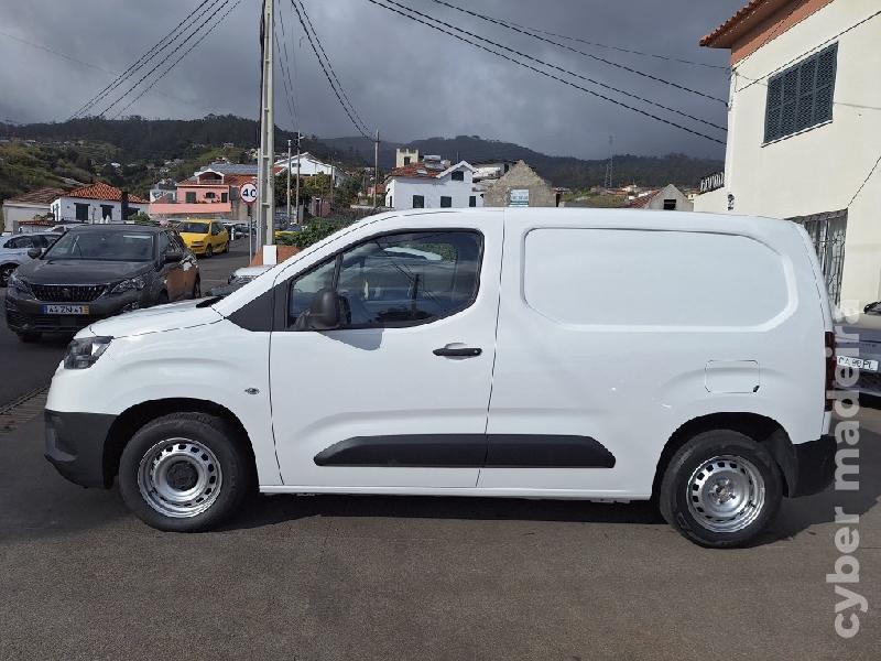 TOYOTA PROACE CITY Gasóleo