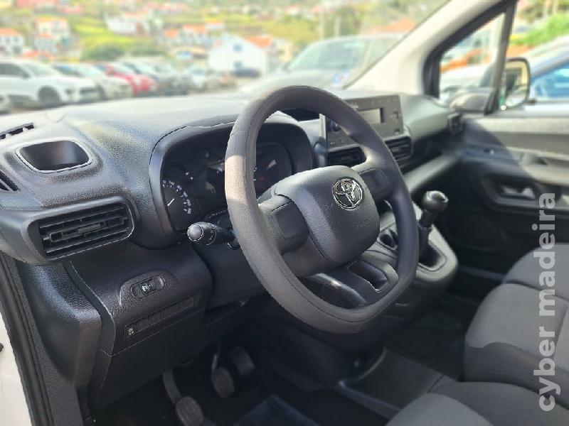 TOYOTA PROACE CITY Gasóleo