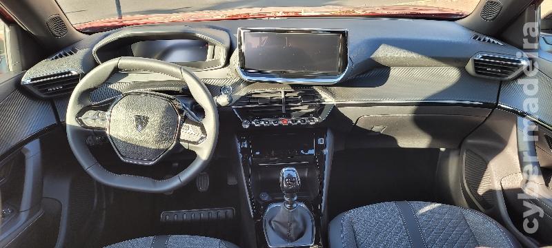 PEUGEOT 2008 6000 KMS Gasolina