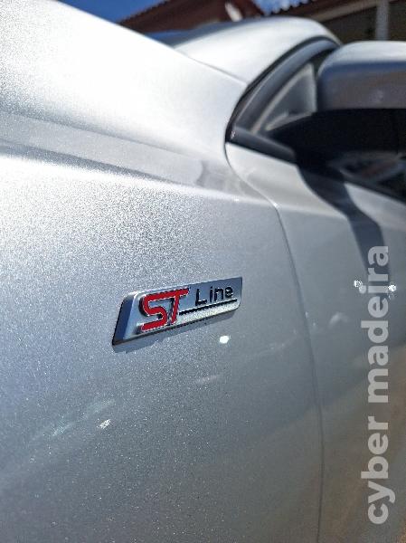 FORD FOCUS ST LINE Híbrido