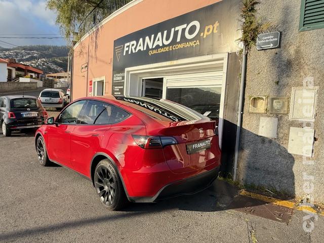 TESLA Model Y RWD - 300 CV Eléctrico