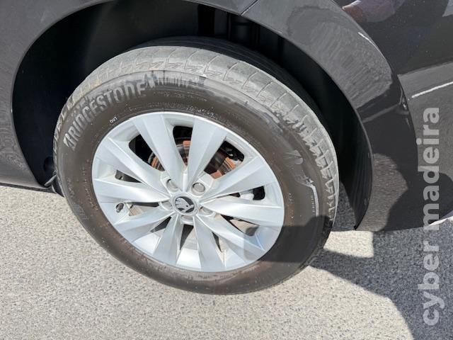 SKODA 120 KAMIQ 1.0 Tsi STYLE - 116 CV - 02/2023 Gasolina