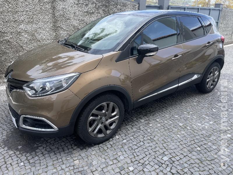 RENAULT CAPTUR 1.5 dci Exclusive Gasóleo
