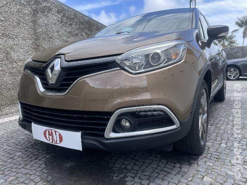 RENAULT CAPTUR 1.5 dci Exclusive Gasóleo
