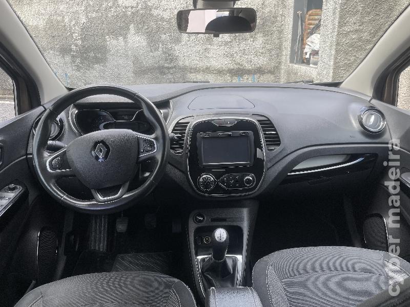 RENAULT CAPTUR 1.5 dci Exclusive Gasóleo