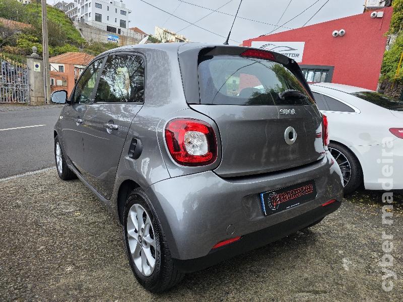 SMART FORFOUR 0.9 TURBO PASSION 90CV AUTOMÁTICO Gasolina