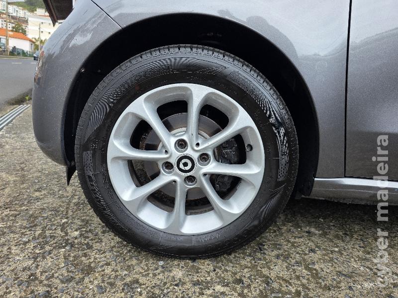 SMART FORFOUR 0.9 TURBO PASSION 90CV AUTOMÁTICO Gasolina