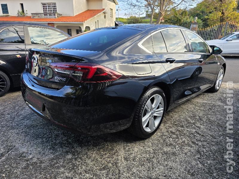 OPEL INSIGNA GRAND SPORT 1.5 TURBO INNOVATION 140CV Gasolina