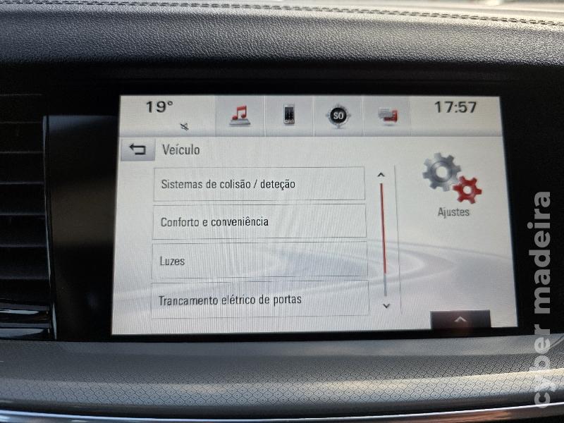 OPEL INSIGNA GRAND SPORT 1.5 TURBO INNOVATION 140CV Gasolina