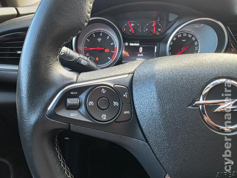 OPEL INSIGNA GRAND SPORT 1.5 TURBO INNOVATION 140CV Gasolina