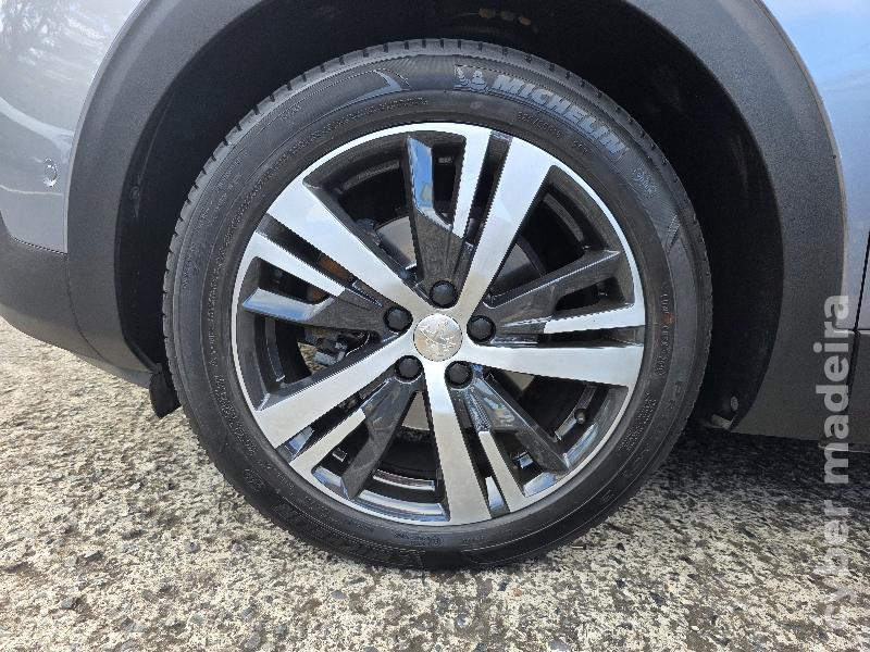 PEUGEOT 3008 1.6 HDI ALLURE 120CV Gasóleo