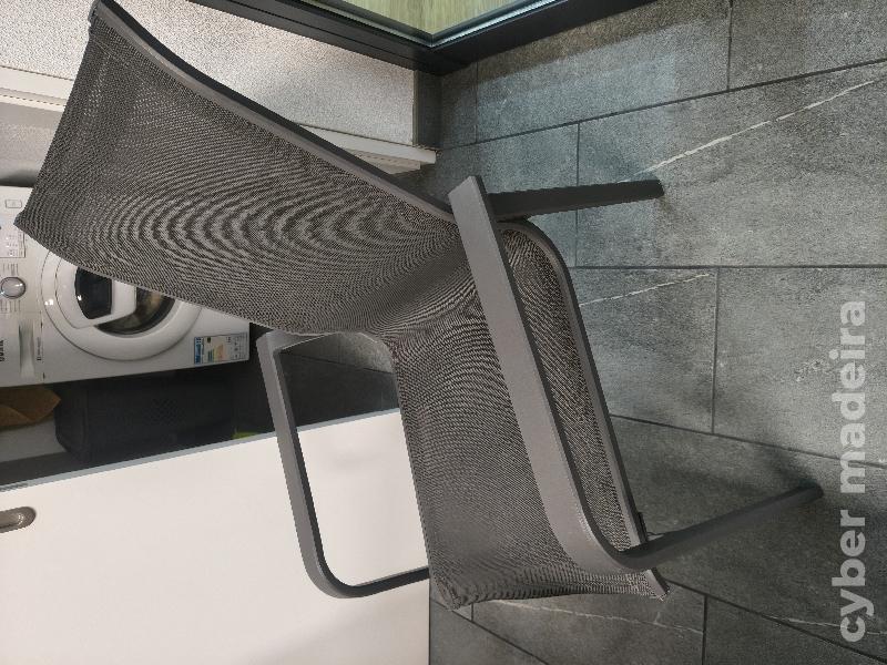 6 Cadeiras semi-novas Cozinha/churrasqueira/jardim