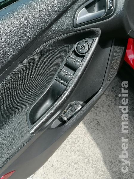 FORD FOCUS 1,0 Ecotec Potencia 100 Gasolina