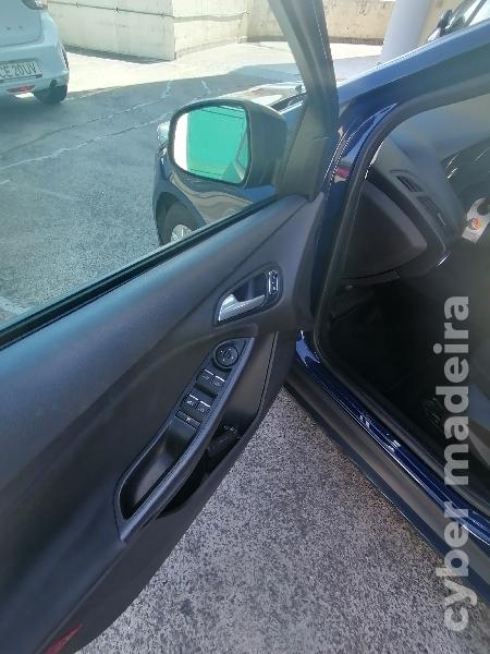 FORD FOCUS 1,0 Ecotec 100 Potencia Gasolina