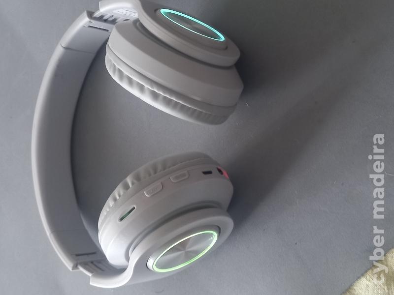 Ascultadores bluetooth !!