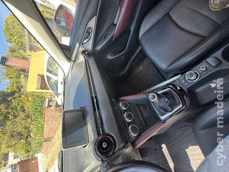 MAZDA 3 1.5 Skyactiv Diesel Gasóleo