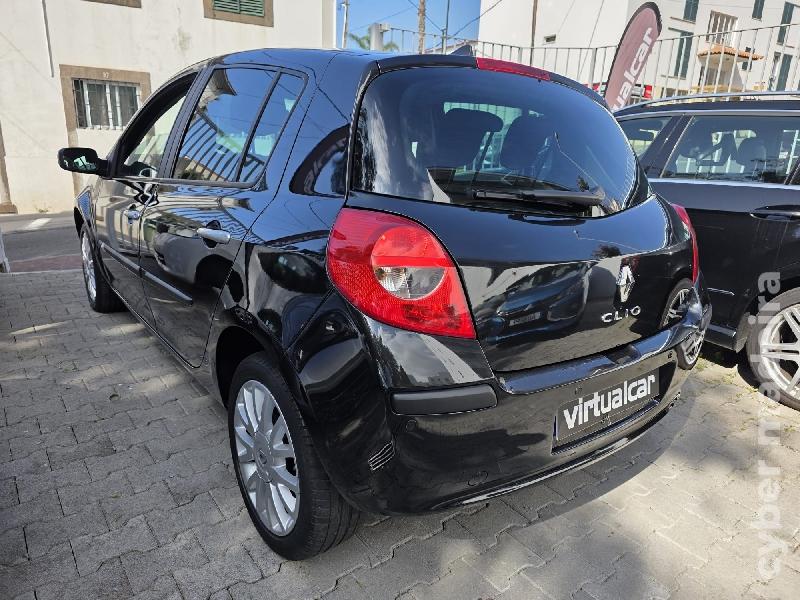RENAULT CLIO III 1.5 DCI C/GARANTIA Gasóleo