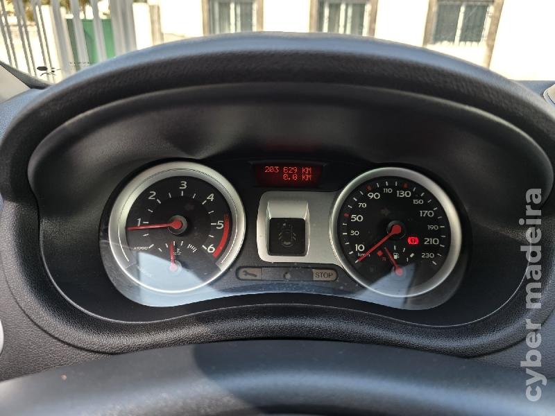 RENAULT CLIO III 1.5 DCI C/GARANTIA Gasóleo