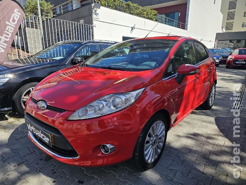 FORD FIESTA TITANIUM C/GARANTIA Gasolina