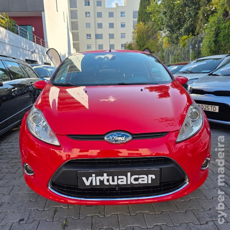 FORD FIESTA TITANIUM C/GARANTIA Gasolina