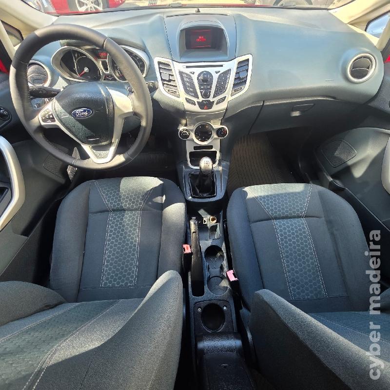 FORD FIESTA TITANIUM C/GARANTIA Gasolina