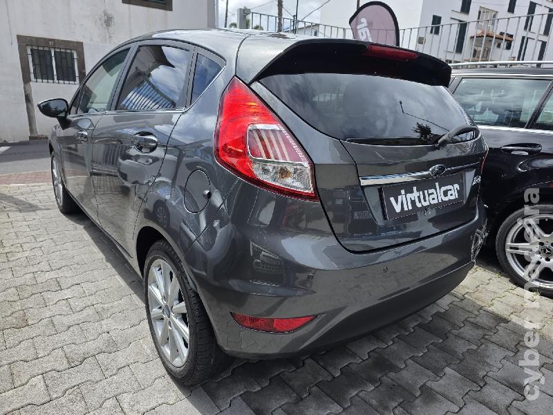 FORD FIESTA TRENDLINE C/GARANTIA Gasolina