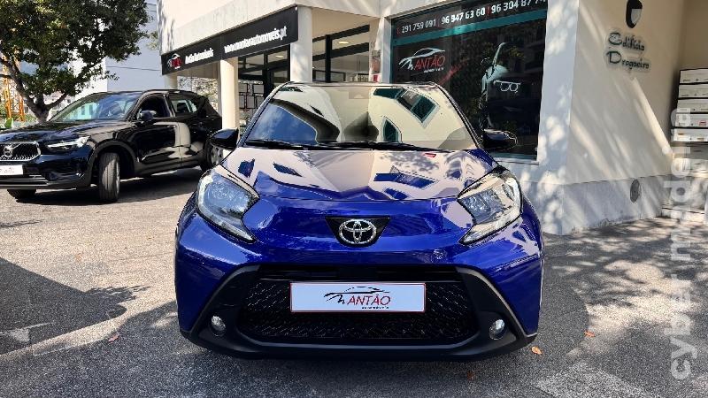 TOYOTA AYGO X 1.0 PULSE CVT AUTOMÁTICO Gasolina