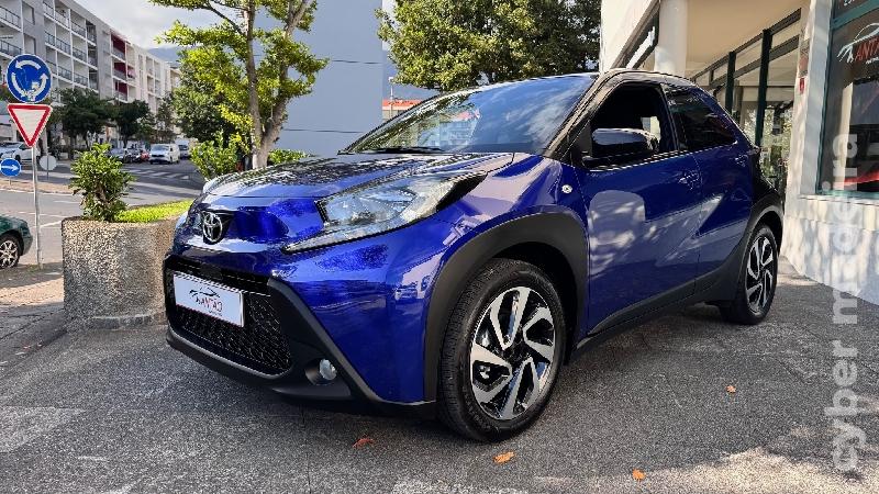 TOYOTA AYGO X 1.0 PULSE CVT AUTOMÁTICO Gasolina