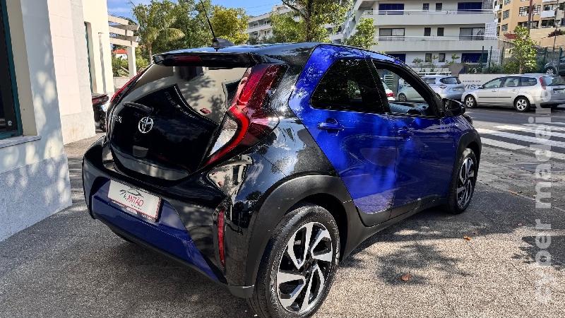 TOYOTA AYGO X 1.0 PULSE CVT AUTOMÁTICO Gasolina