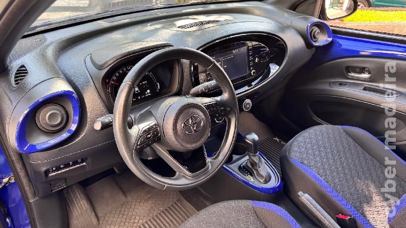 TOYOTA AYGO X 1.0 PULSE CVT AUTOMÁTICO Gasolina