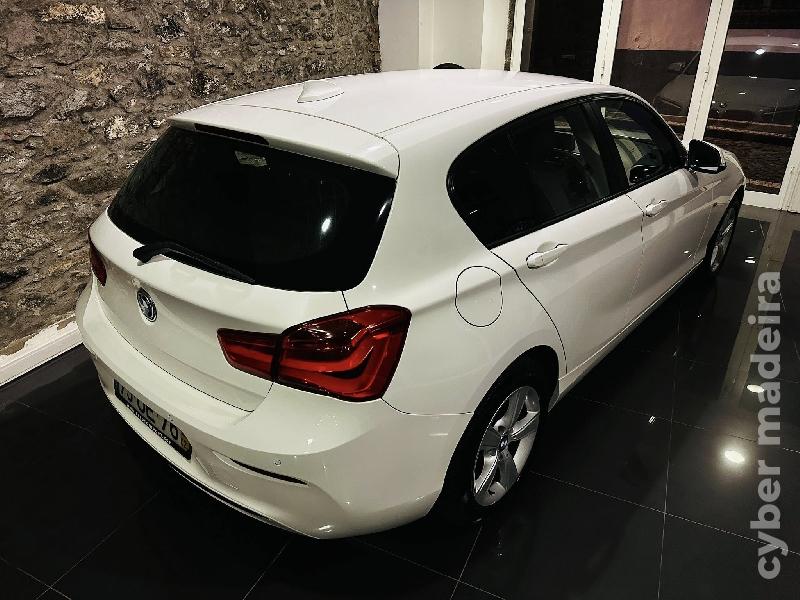 BMW Serie 1 116D SPORT LINE Gasóleo
