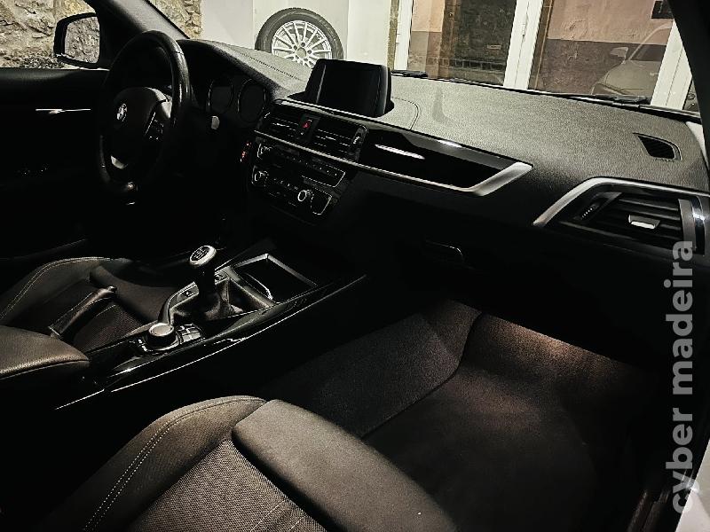 BMW Serie 1 116D SPORT LINE Gasóleo