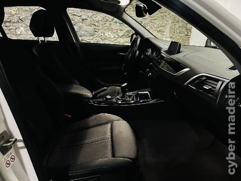 BMW Serie 1 116D SPORT LINE Gasóleo