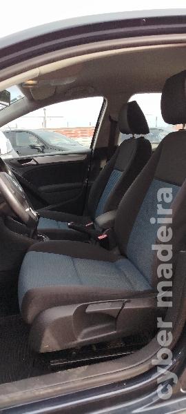 VOLKSWAGEN GOLF 1.6 TDI 105 CV 2010 Gasóleo