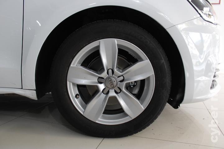 AUDI A1 SportBack 1.4 Tdi Sport Gasóleo
