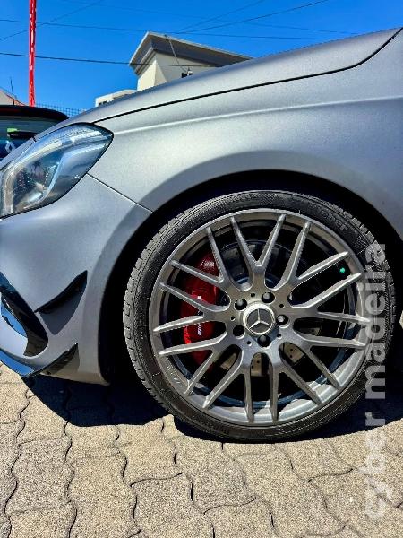 MERCEDES A 45 AMG Petronas Gasolina