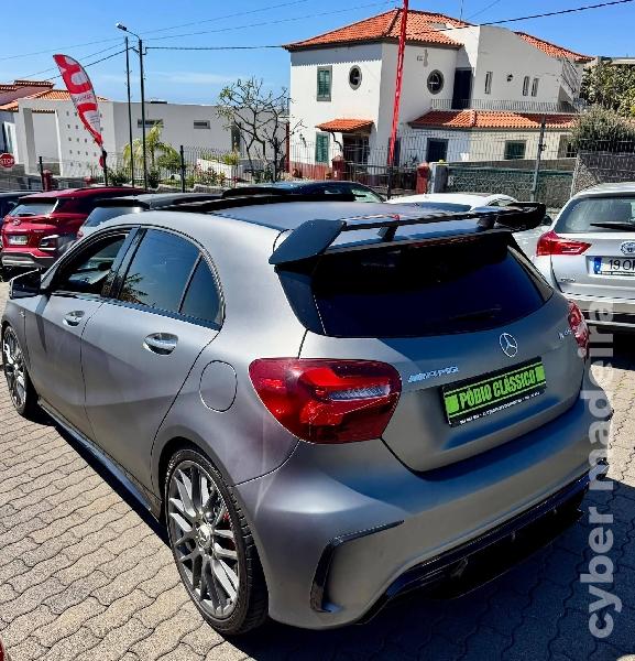 MERCEDES A 45 AMG Petronas Gasolina