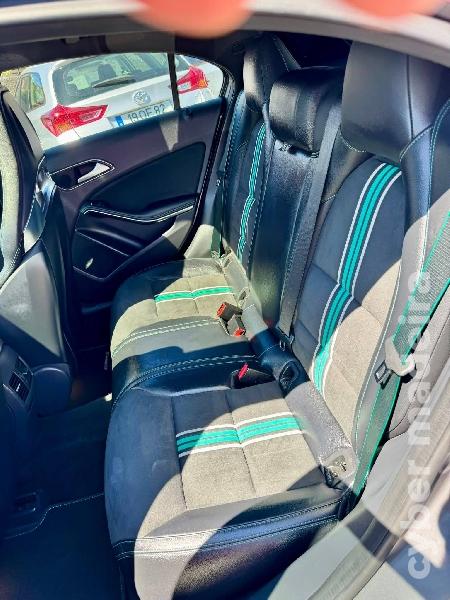 MERCEDES A 45 AMG Petronas Gasolina