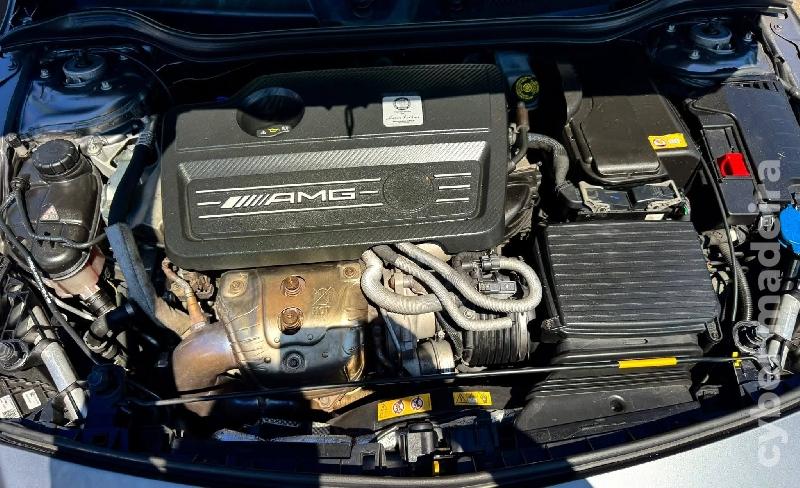 MERCEDES A 45 AMG Petronas Gasolina