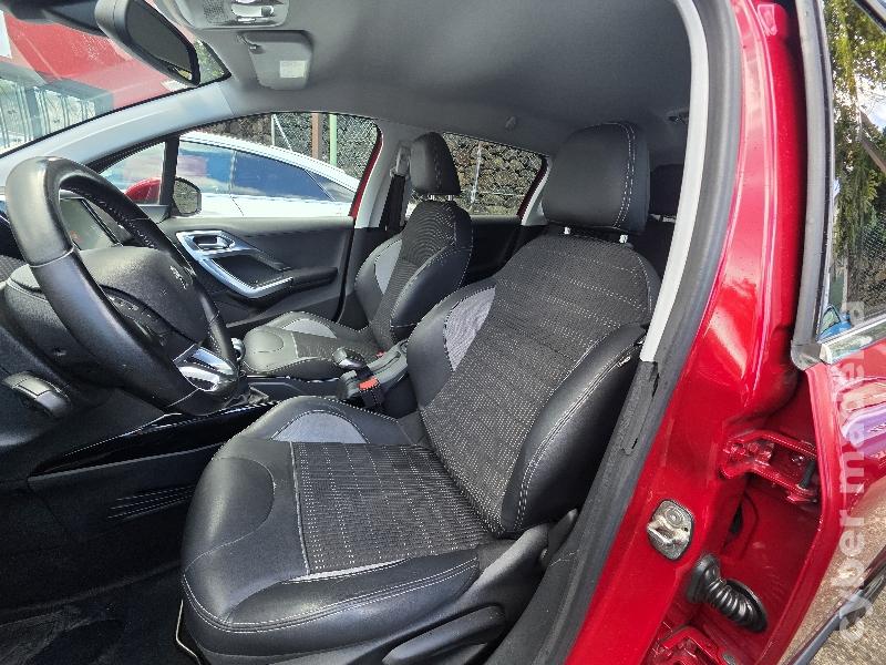 PEUGEOT 2008 1.2 PURETECH ALLURE 130CV Gasolina